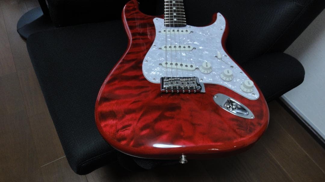 Hybrid II 2024 Collection Quilt Red 新同品