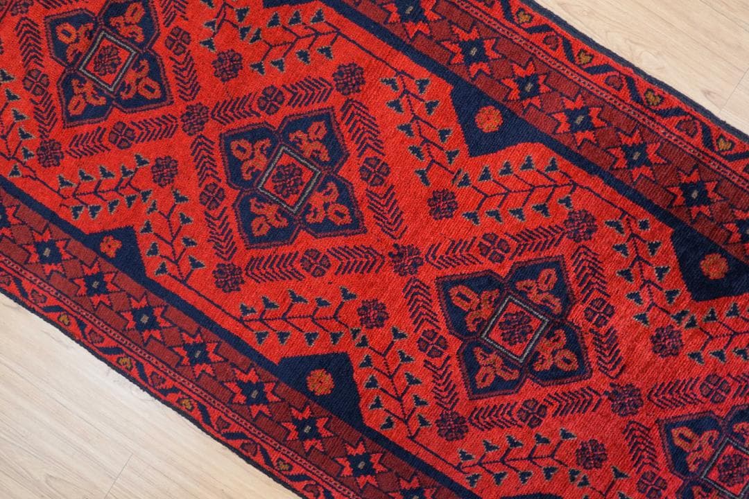 Halo 194×83cm 手織り絨毯 カールモハメディ ランナー