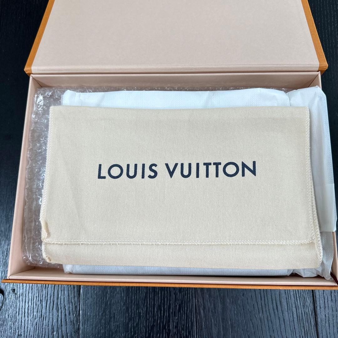 【新品未使用】 Box紙袋付きルイ・ヴィトン カイエ・ギュスターヴMM ブラック