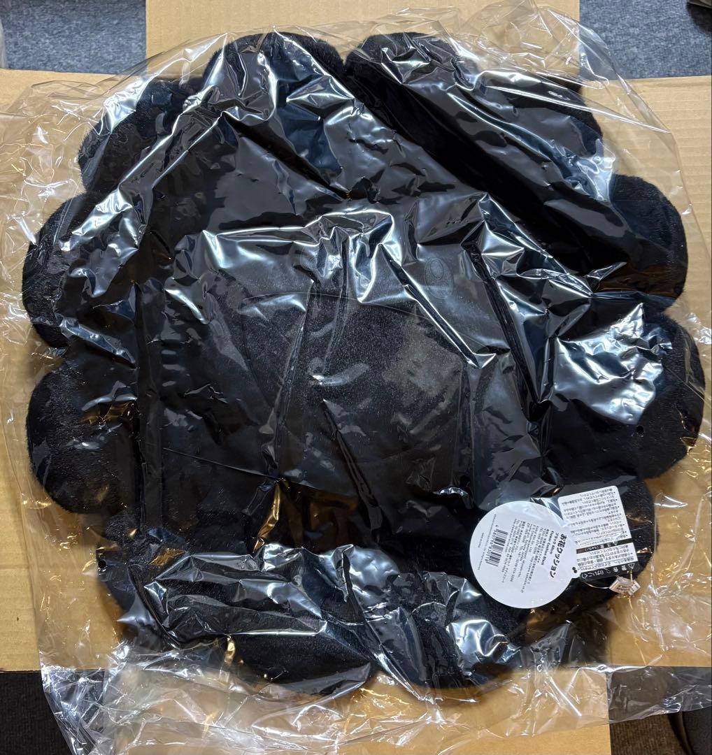 フラワークッション ブラック 60cm Kaikaikiki 村上隆 黒