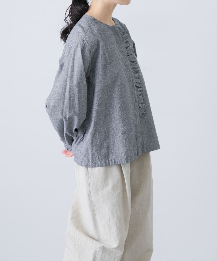 【新品・タグ付き】かぐれ　コットンシルクフリルブラウス　チェック