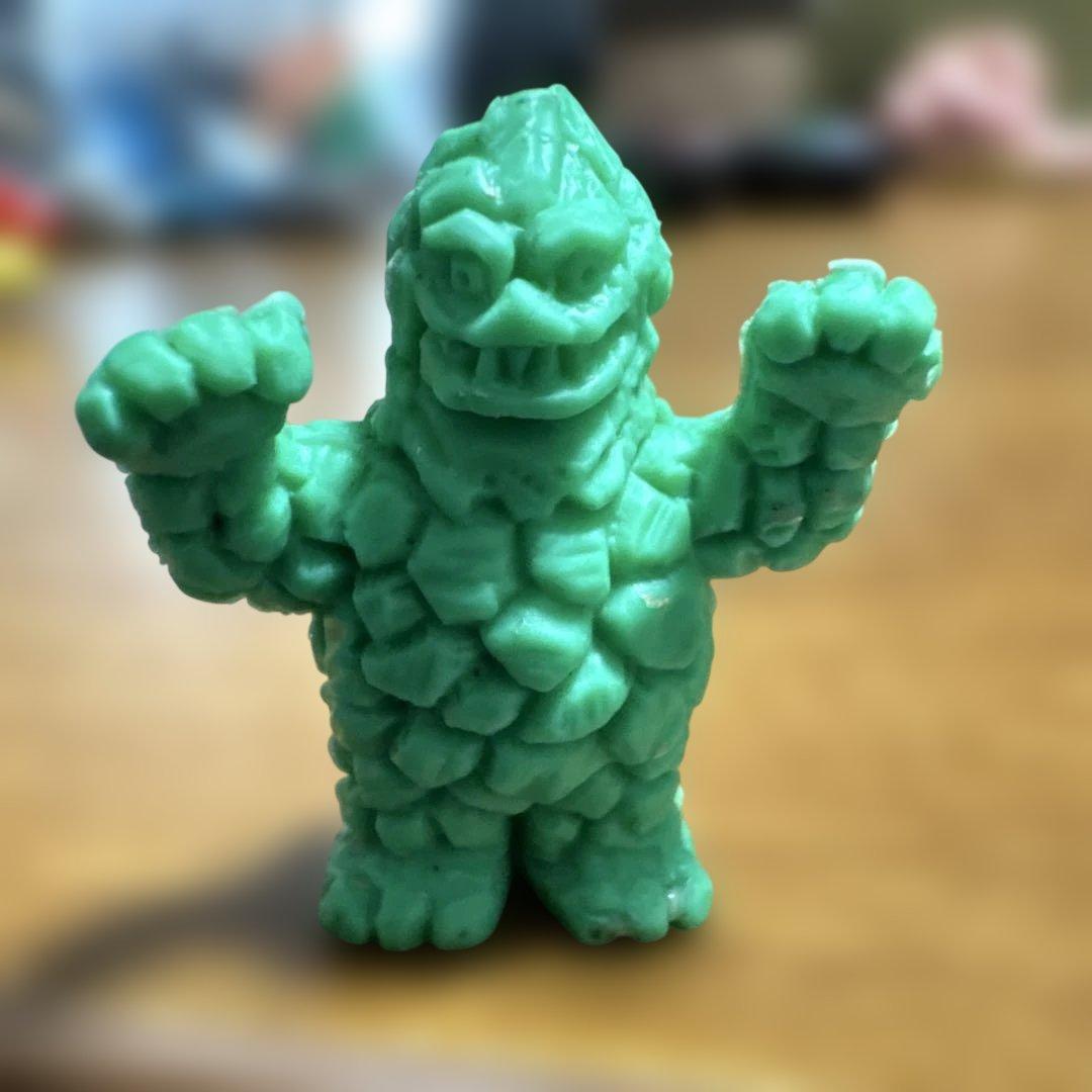 当時物　ウルトラ怪獣　消しゴム ゴルバゴス　緑