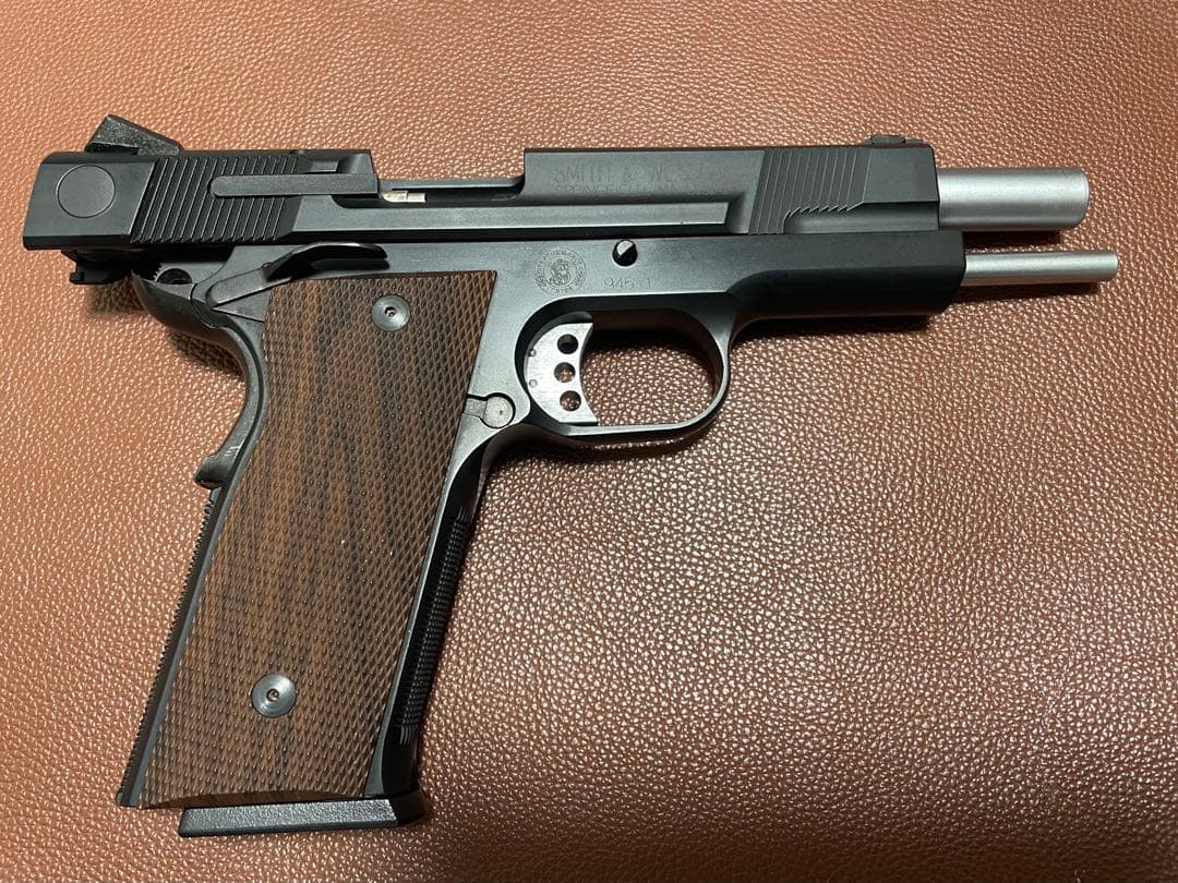 KSCＭ９４５　ガスブローバック　ブラックフィニッシュ　プラスチック