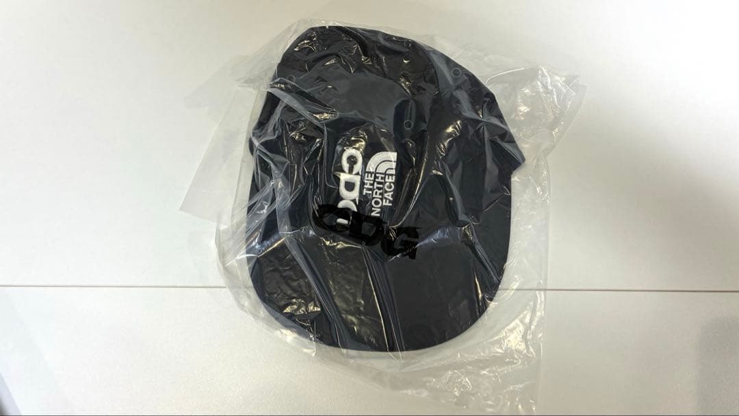 【新品未開封】CDG ノースフェイス 2026 ナイロンキャップ　即完売