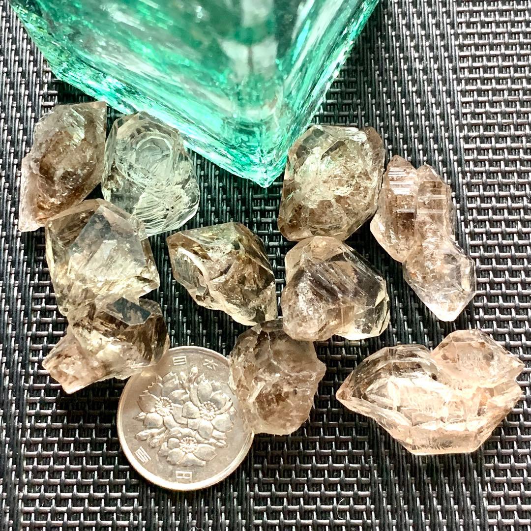 ペトロレアムクォーツ(特大)5個セットw-1/蛍光水晶