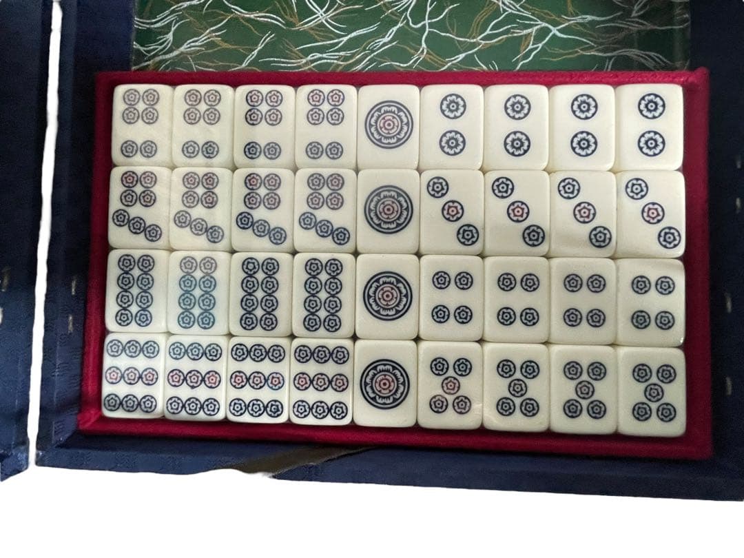 メ0130-93 【未使用】高級麻雀　だりや　麻雀牌　ケース剥がれあり
