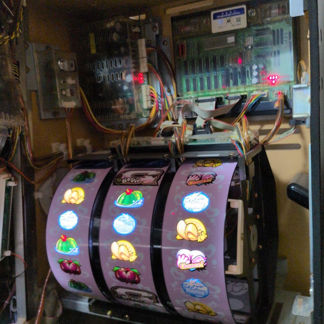 ビキニパイ2 スロットマシン