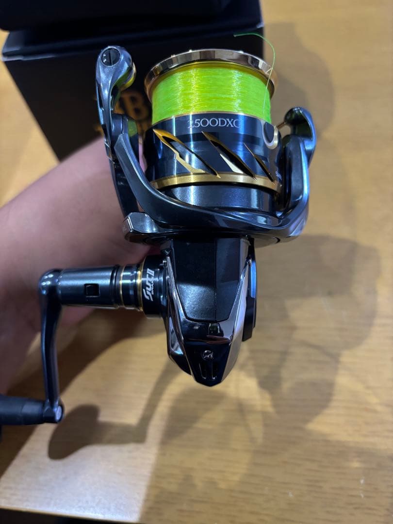SHIMANO テクニウム2500DXG 右ハンドル