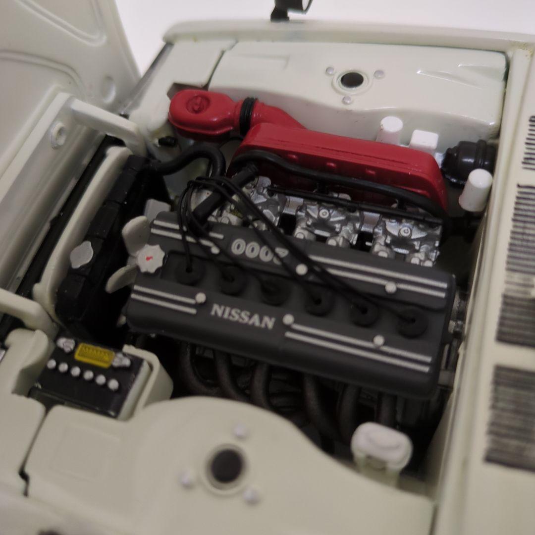 スカイライン2000ＧTR　1/18スケール　ホワイト