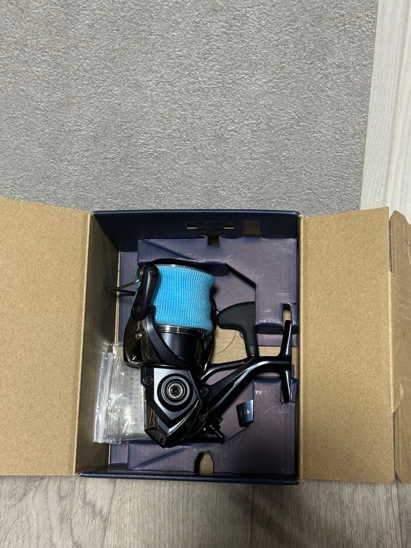 SHIMANOロッドとスピニングリール 4000サイズ 説明書付きセット販売