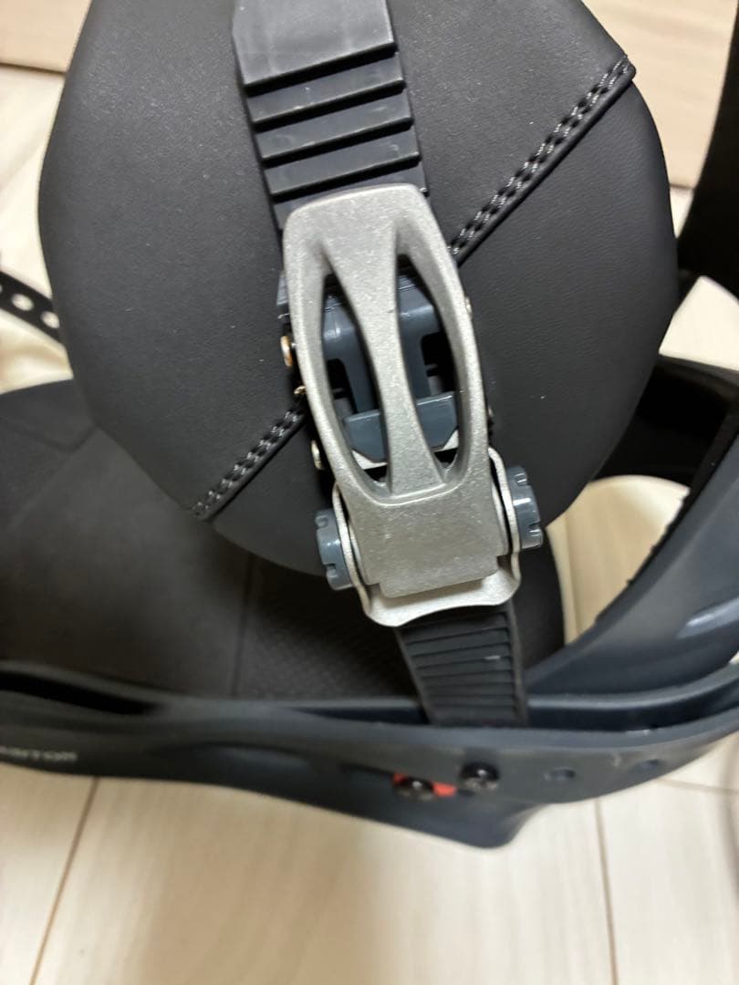 BURTON CUSTOM Re:Flex スノーボードバインディング Mサイズ