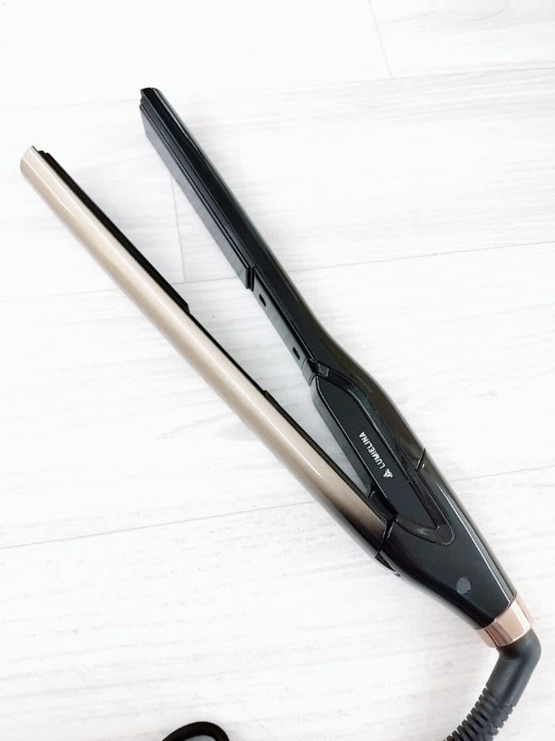 ほぼ未使用☺️リュミエリーナ ヘアビューロン 4D Plus ストレート