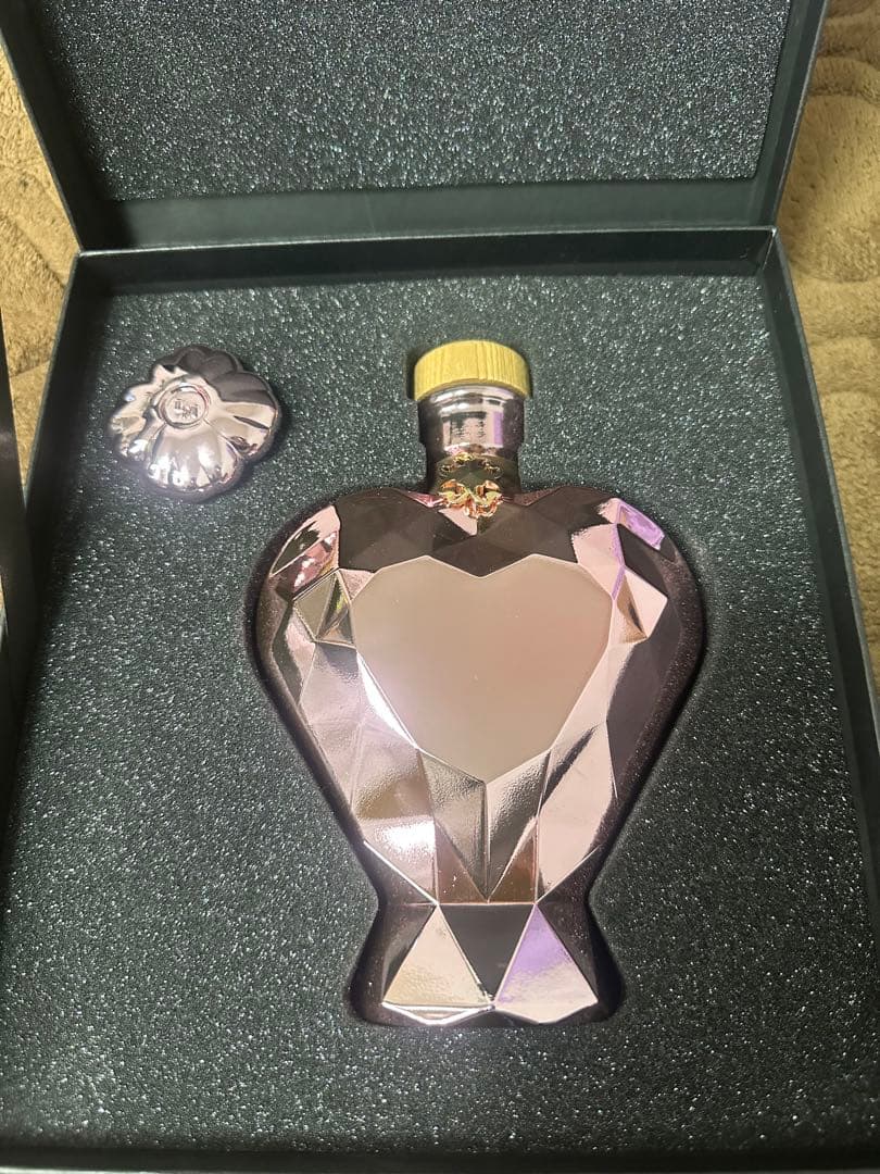 【未開封】シェイプハート　クリスタル　デコ　ホスト　飾り