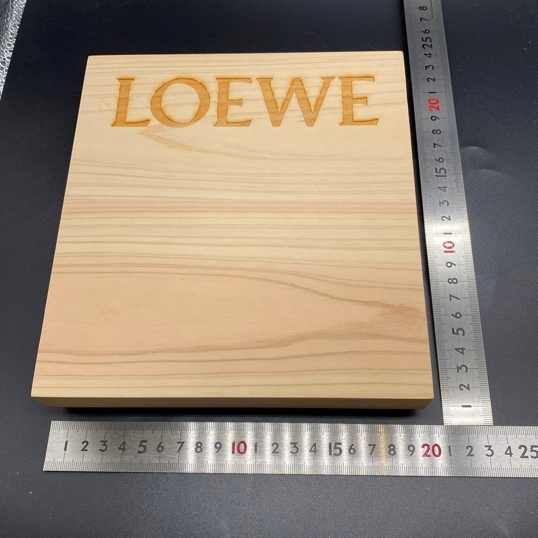 LOEWE　ロエベ　箱　ウッド　焼き菓子入れ　ノベルティ　　no.99