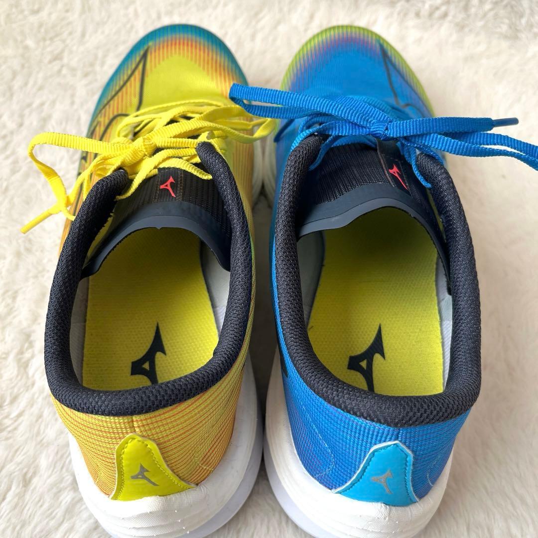 【美品】ミズノ ウエーブリベリオンフラッシュ 27cm