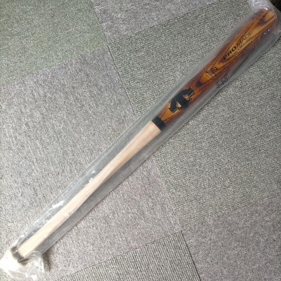 【プレミア】坂口智隆 DESCENTE 硬式木製バット 84.5cm 856g