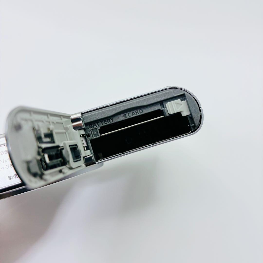 箱付き Panasonic LUMIX DMC-FX60 デジカメ シルバー