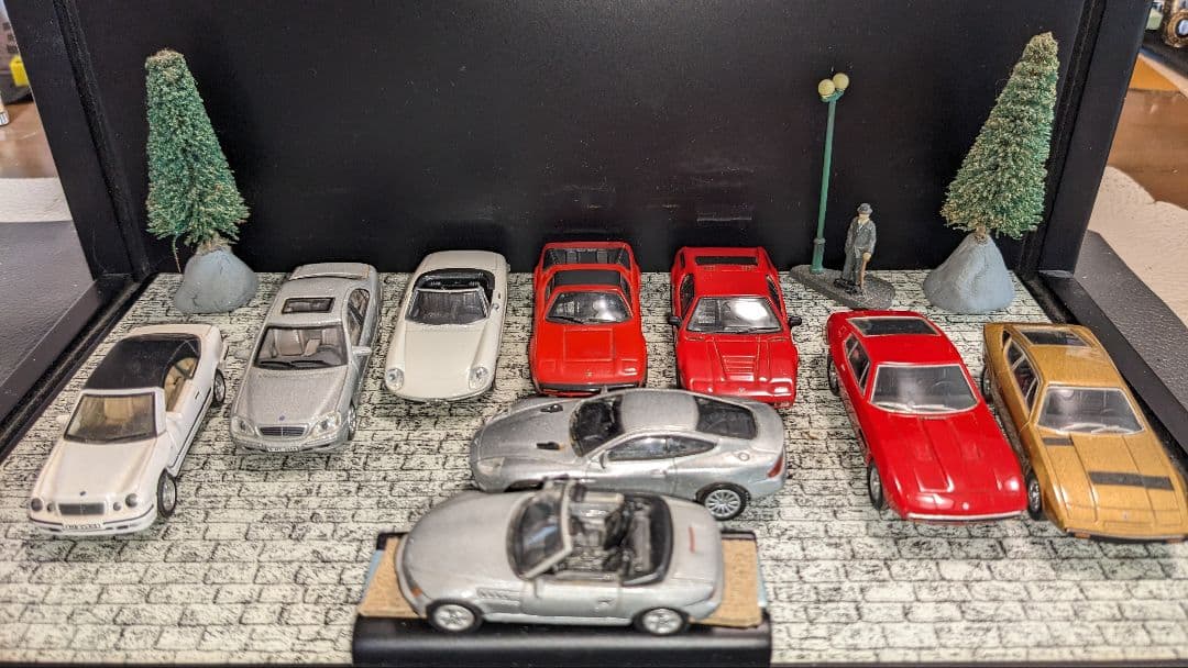 京商、モノウェル1/64合計１１台　 欧州名車９台＋NSX２台　セール