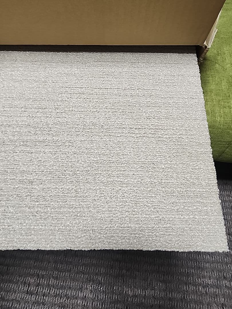 【新品未使用】　MUTE　タイルカーペット　防音専科