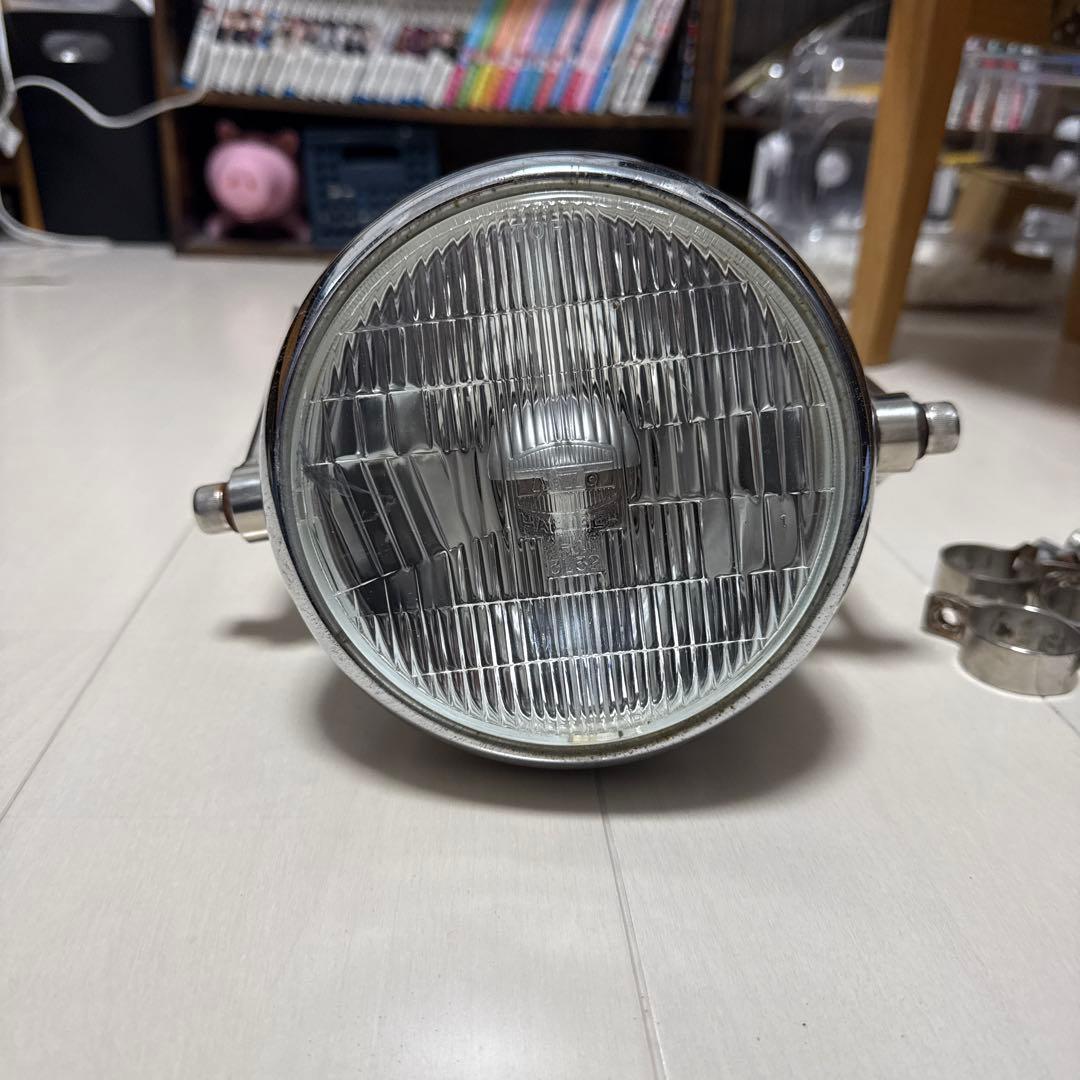 sr400 ペイトンプレイスステー カフェレーサー　砲弾型ヘッドライト