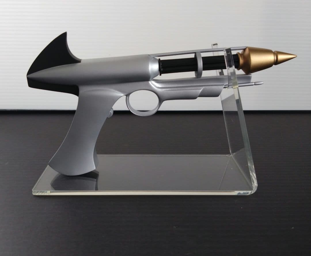 1/1プロップレプリカ　ウルトラガン