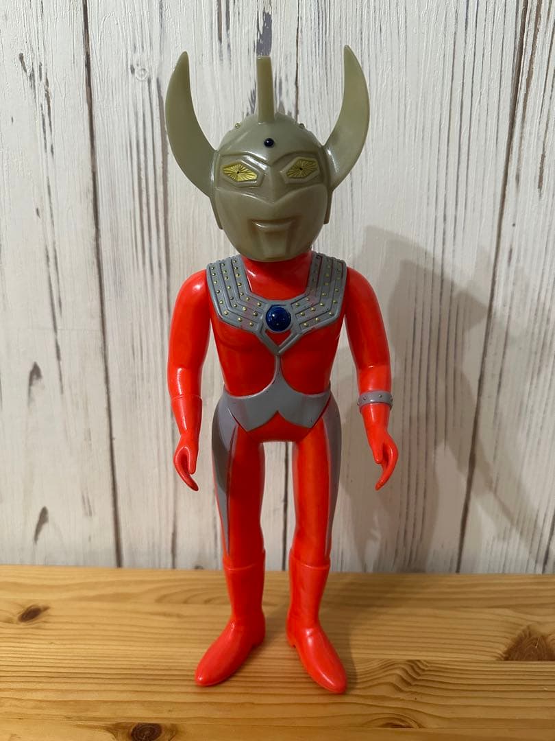 ウルトラマンタロウ ソフビ 面取れ ブルマァク 当時物
