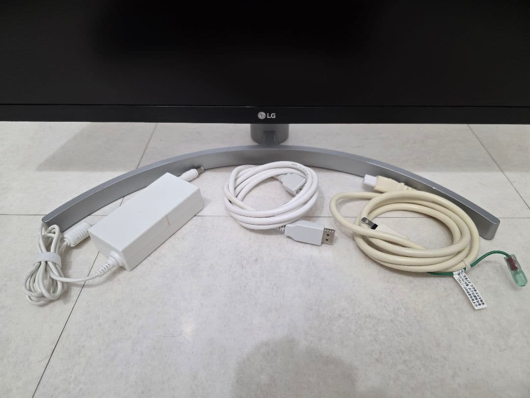 LG 27UK650-W 27インチ 4K HDR10 IPS モニター