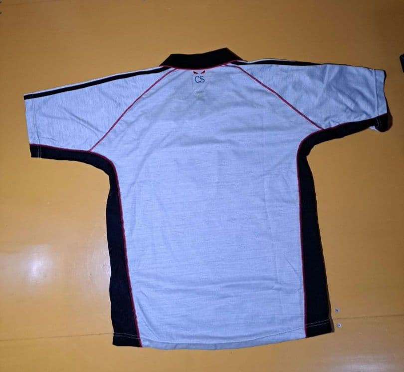 コンサドーレ札幌【タグ付】アウェイ用ユニフォーム2002年 adidas製