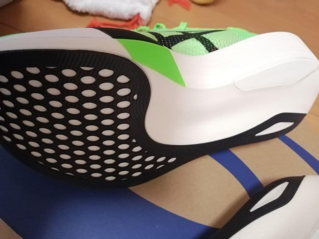 Lucky　新品未使用　メタスピードエッジ東京25.5