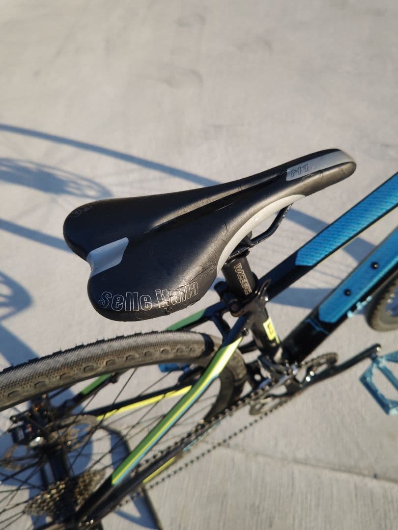 Giant Liv Invite2 XSサイズ370mmグラベルロードバイク希少