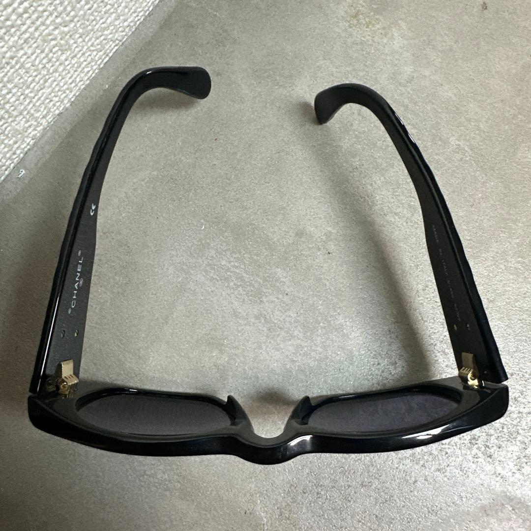 CHANEL シャネル サングラス ココマーク マトラッセ ブラックフレーム