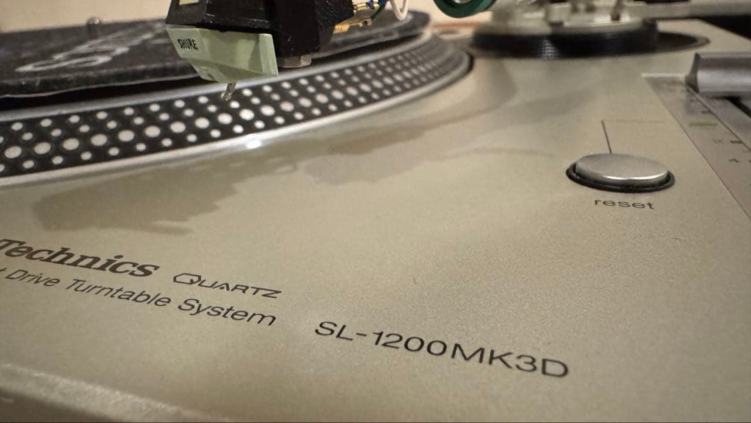 り*り様 Technics SL-1200MK3Dターンテーブル 起動、接続は確