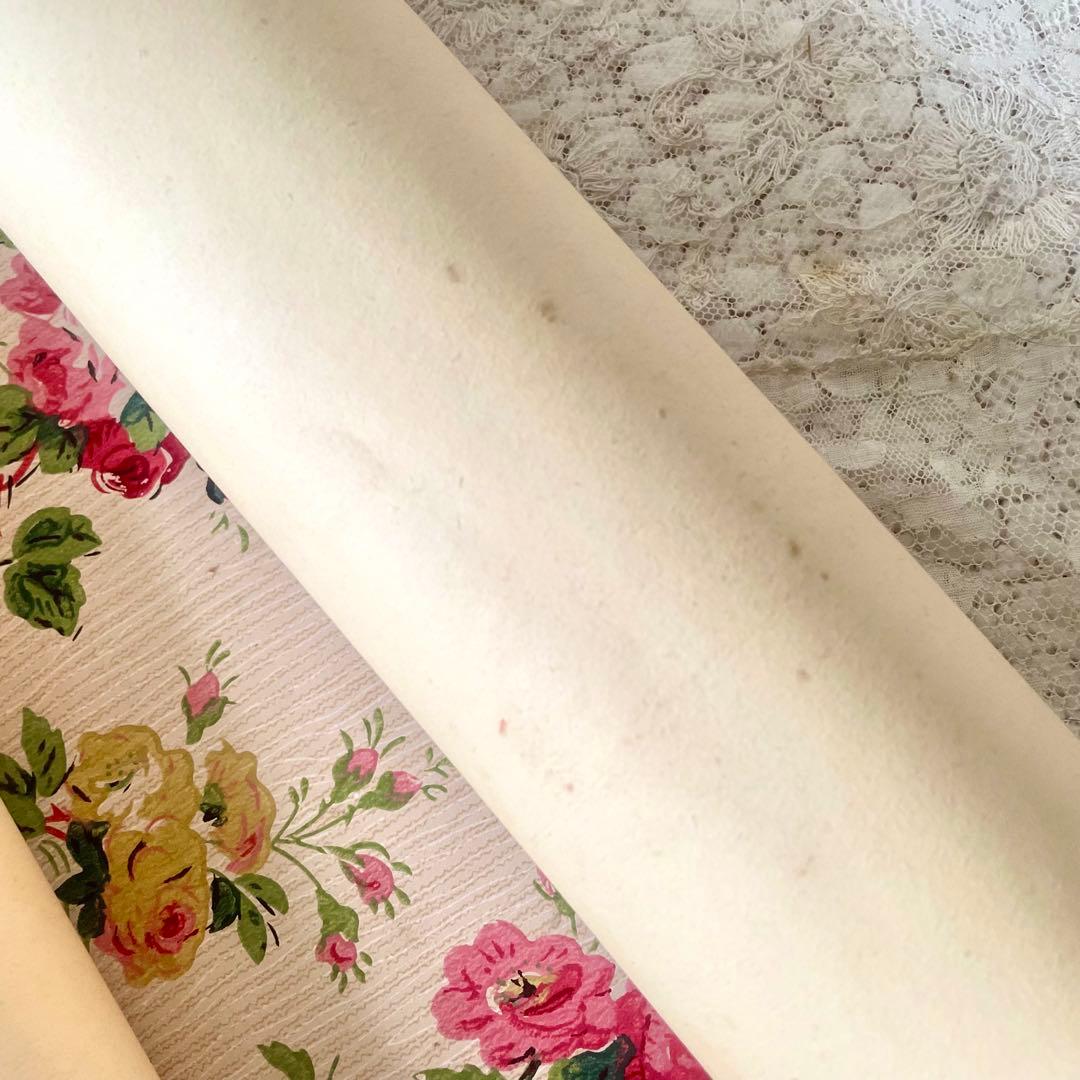 luビスケッツ　ローズ柄壁紙　ウォールペーパー　検フランスアンティーク