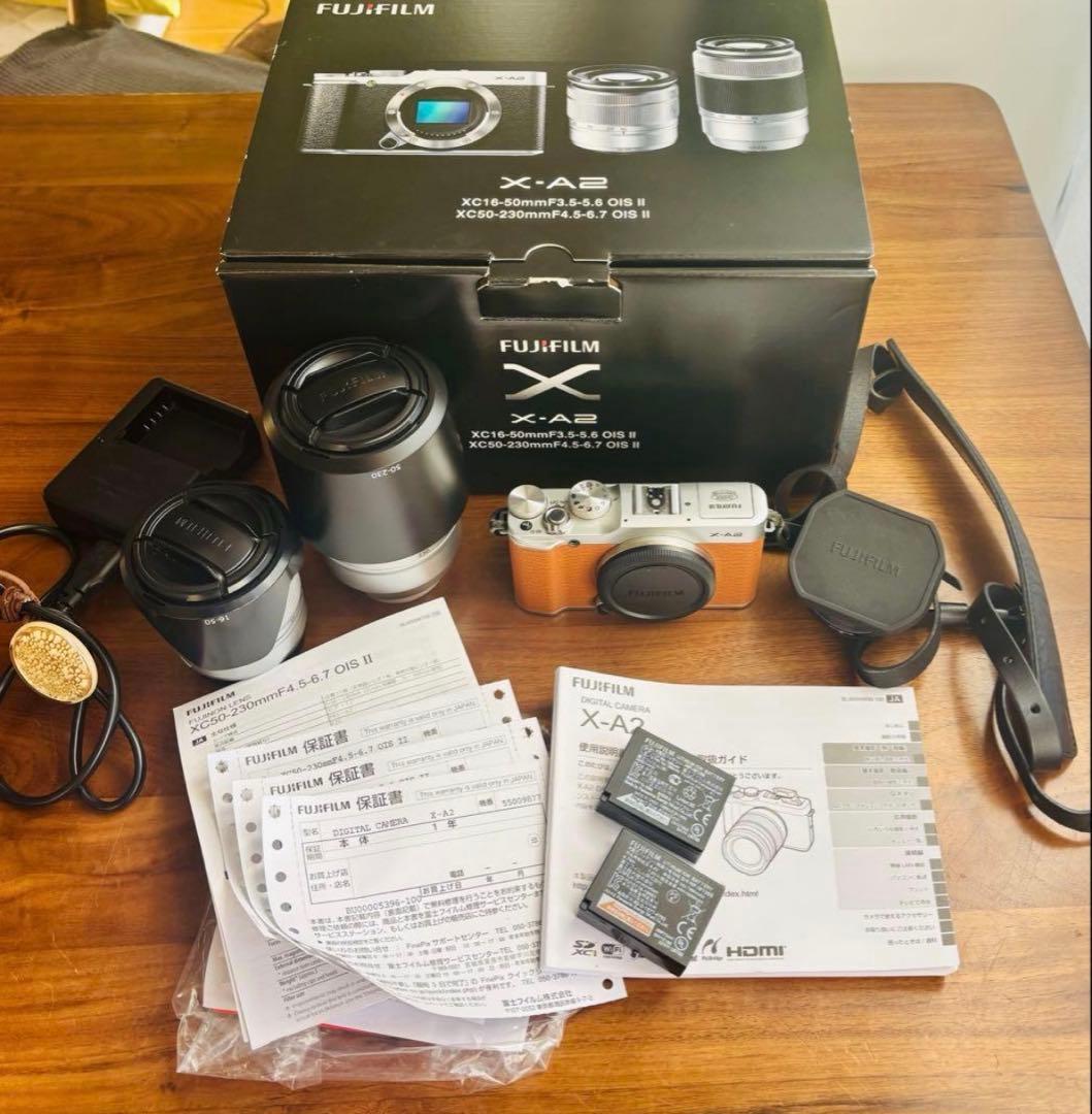 【美品】Fujifilm X-A2 カメラ 2本レンズ付き+バッテリー2個付き