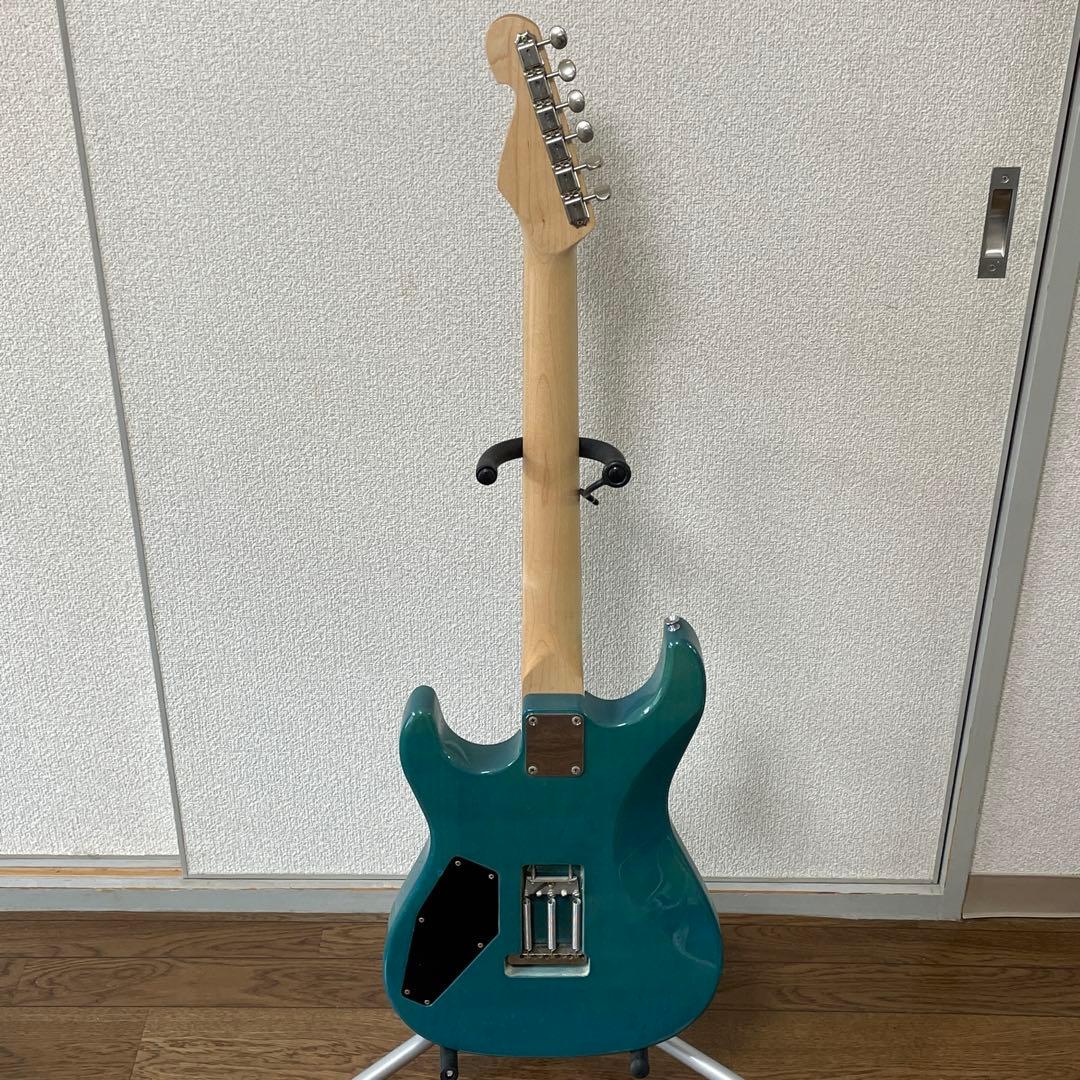 【値下げ可能】エレキ　ギター　ベース　メーカー不明