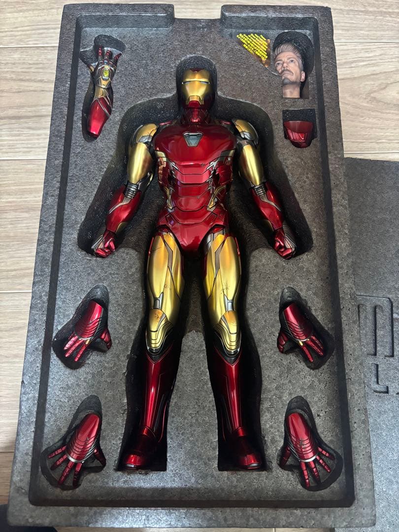 ホットトイズ　アイアンマン　マーク85 ヘッド付き
