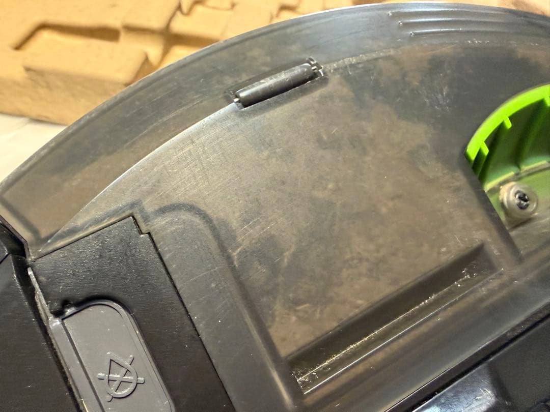 h*u様 ルンバj7 本体とクリーンベース充電ステーション