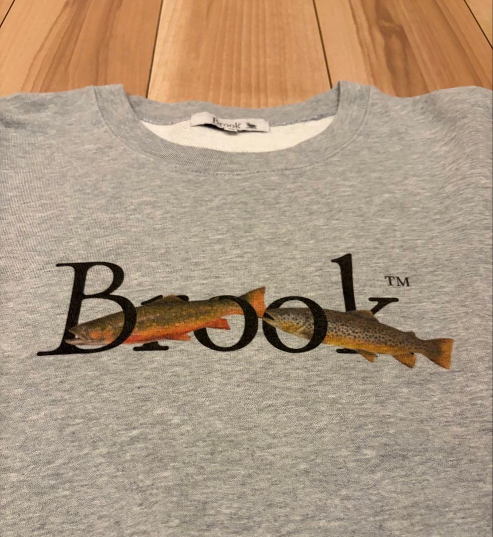 Brook ロゴグレー トレーナー