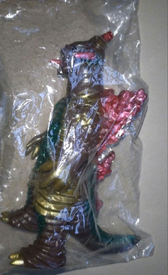 ベアモデルソフビオール怪獣コレクション地底超獣ギタギタンガ未使用未開封 限定品