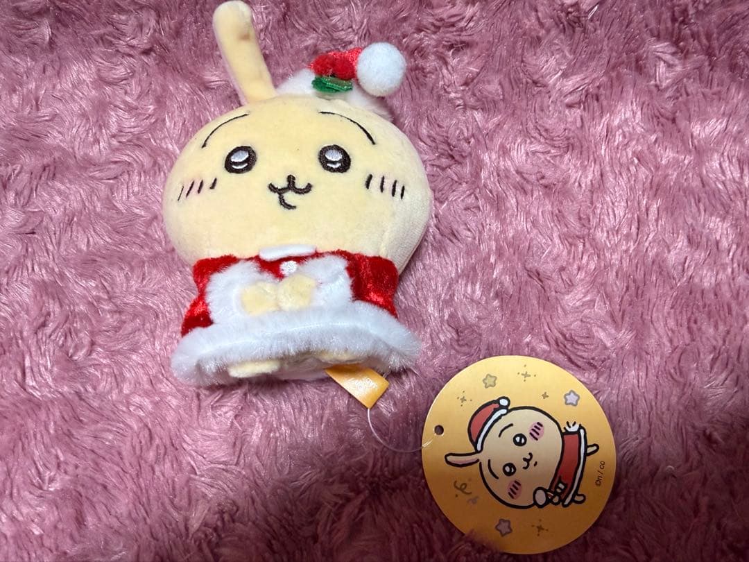 ちいかわ　サンタさんだ！持ちますマスコット　うさぎ