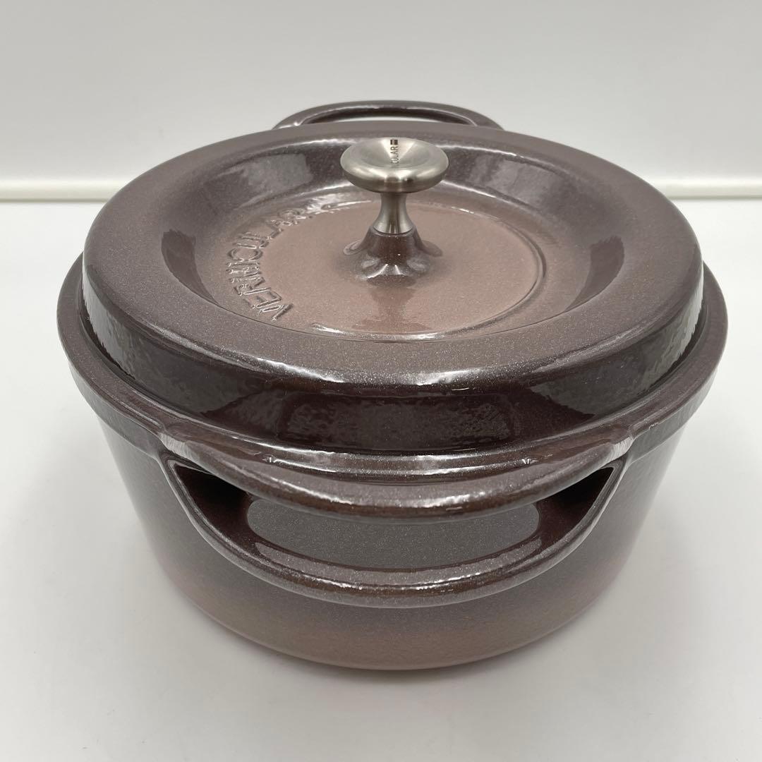 美品　VERMICULAR オーブンポットラウンド22cm パールブラウン