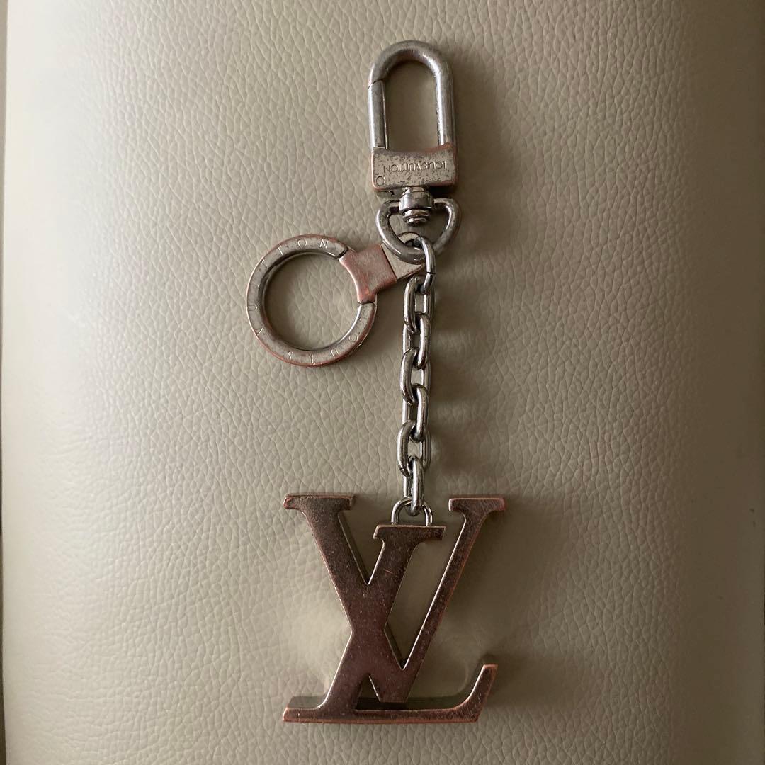 Louis Vuitton ポルトクレ イニシャル キーホルダー キーリング