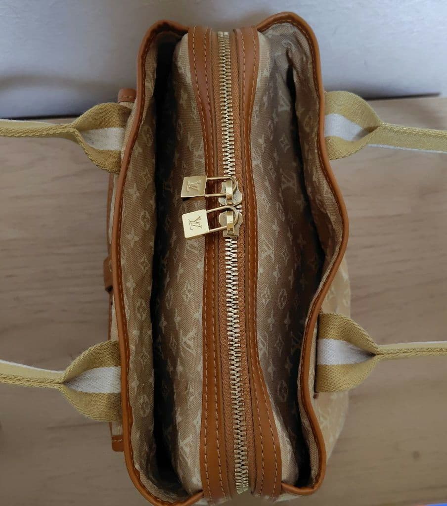 Louis Vuitton ベージュ ハンドバッグ　ルイ・ヴィトン