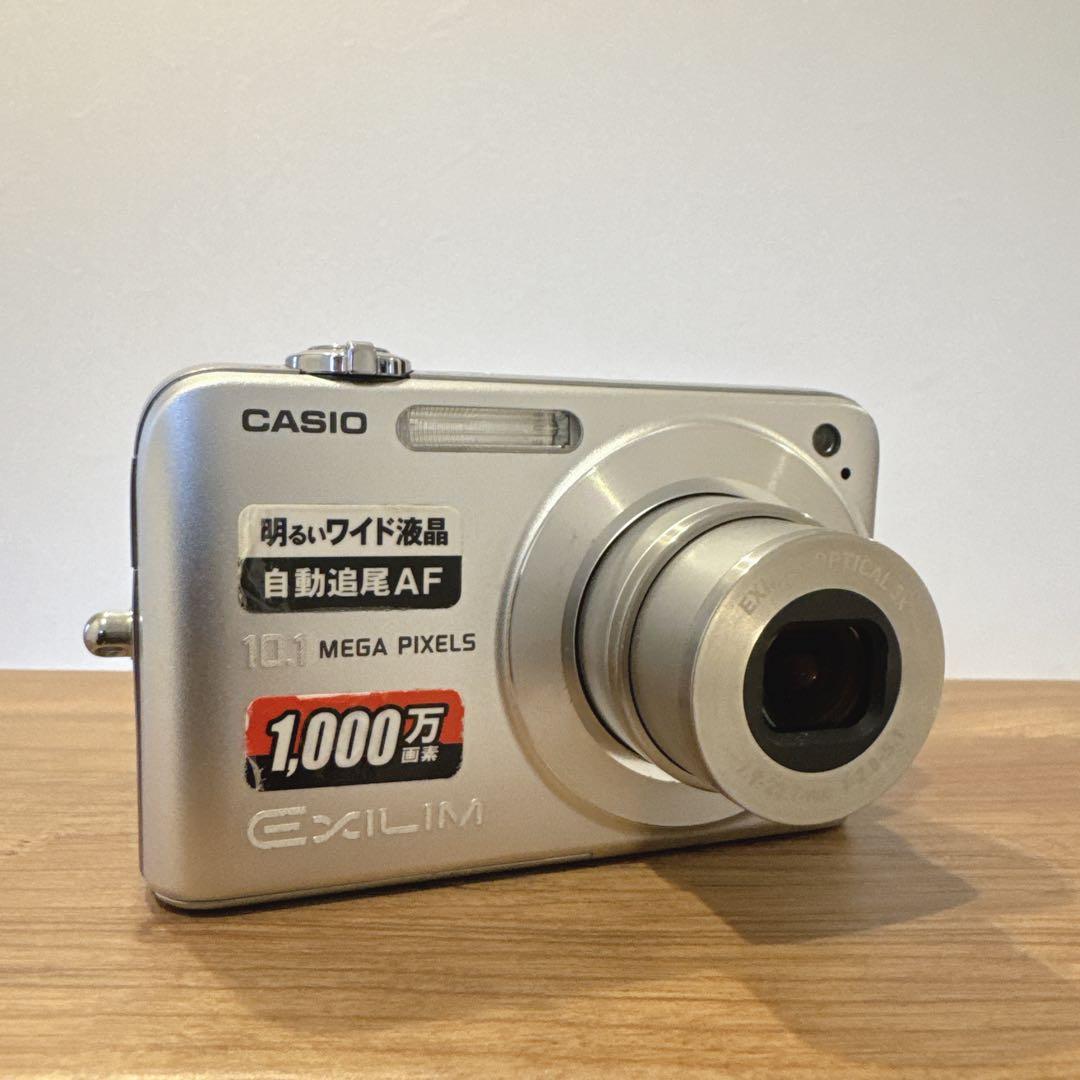CASIO EXILIM EX-Z1050 コンパクトデジタルカメラ