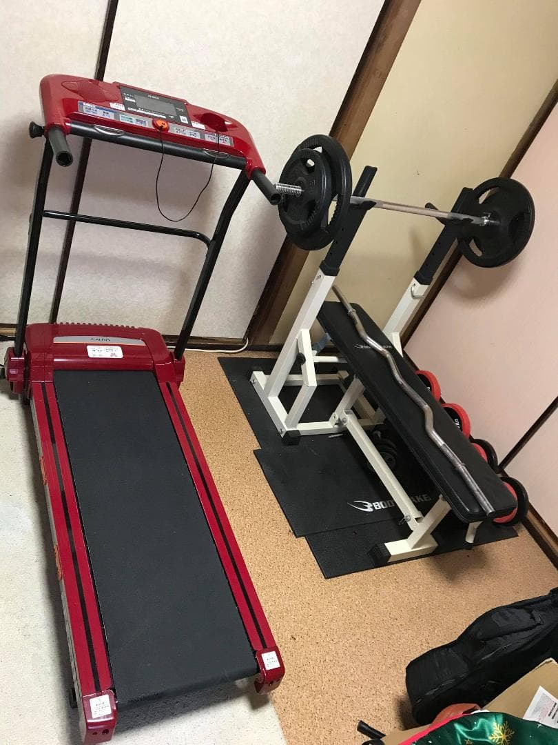 トレーニング機器