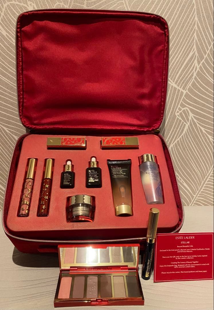 あ*い様 新品【値下げ】エスティ ローダーの2023 ホリデー コレクション煌め