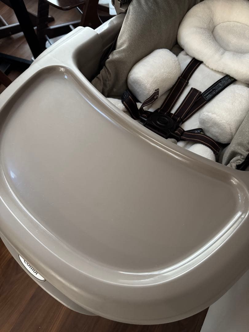 Combi ネムリラ　AUTO SWING BEDi EGシリーズ