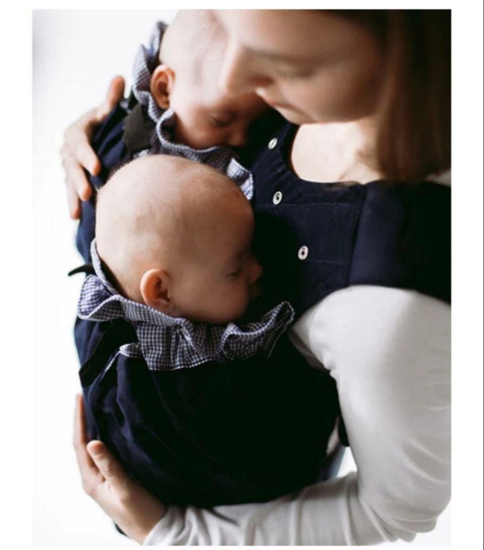 極美品】WEEGO TWIN ウィーゴツイン　ネイビー　2人用抱っこ紐