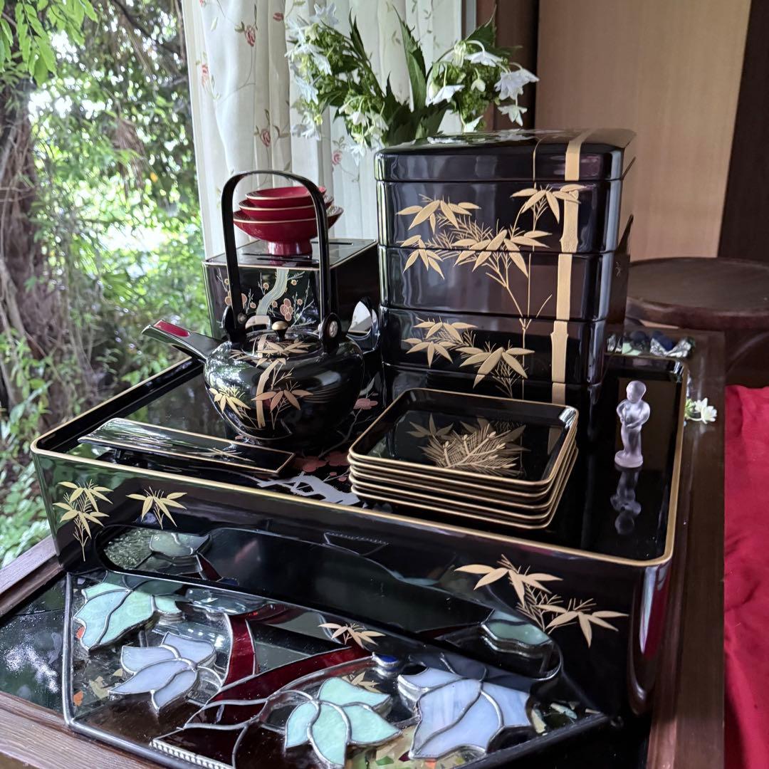 2192様感謝‼️JAPAN輪島塗お屠蘇器七つ揃い『松竹梅鶴』塗師松竹梅落款元箱入