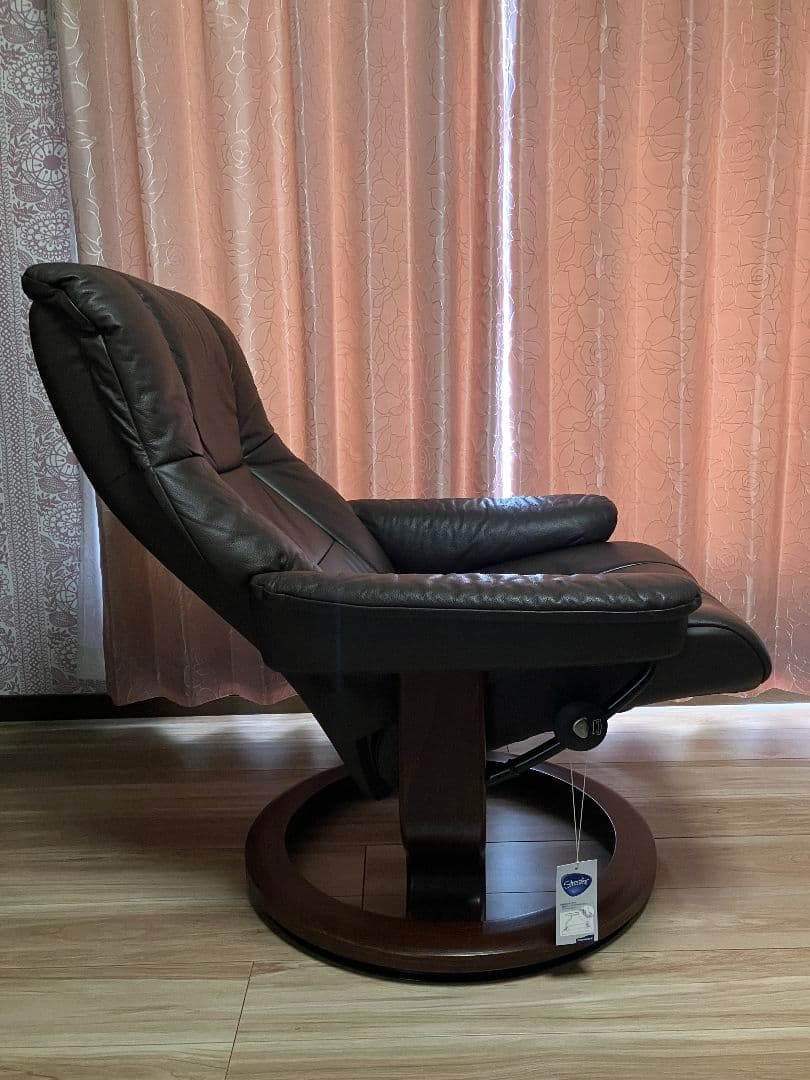 エコーネス・ストレスフリー オットマン付き